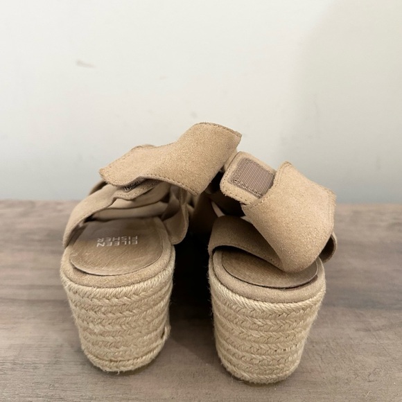 Eileen Fisher Willow Women’s Size 7 Tan Espadrille Wedge Sandals - Picture 6 of 7